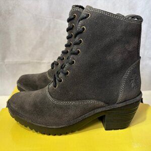 Fly London Oil Suede Diesel Boots, Fts like Sz 5/ 5.5. NWT in box.